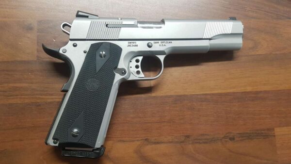 Smith&Wesson 1911 myyty | 19112
