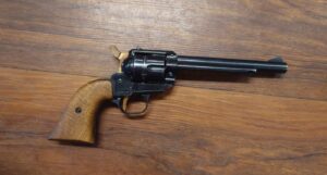 Reck .22lr pienoisrevolveri