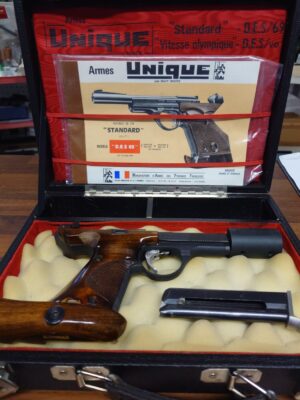 Unique DES/69 .22lr