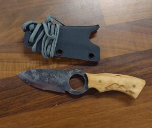 Reikäpuukko, MM-puukot